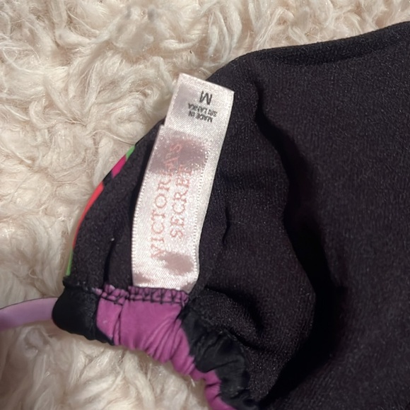 Green and Pink Victorias Secret bikini - Size M - Picture 6 of 7